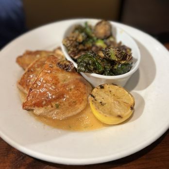 LongHorn Steakhouse - Lemon Garlic Chicken - Steakhouses Near Me - Hiram, Georgia LongHorn Steakhouse - Lemon Garlic Chicken - Steakhouses Near Me - Hiram, Georgia