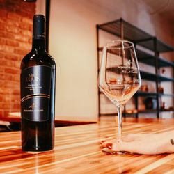 Calandrino's Old City Vino