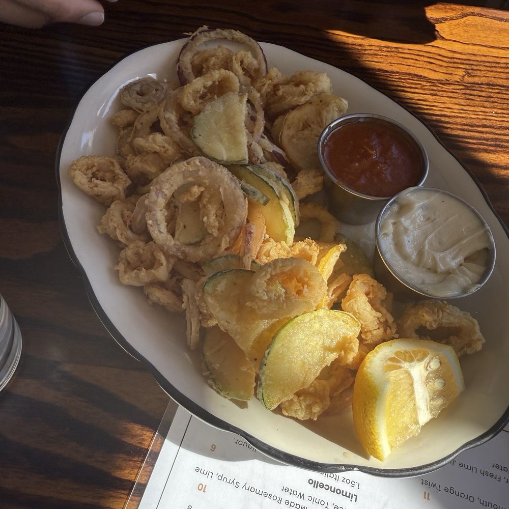 Francesco's restobar - Calamari - Italian Near Me - Helen, Georgia Francesco's restobar - Calamari - Italian Near Me - Helen, Georgia