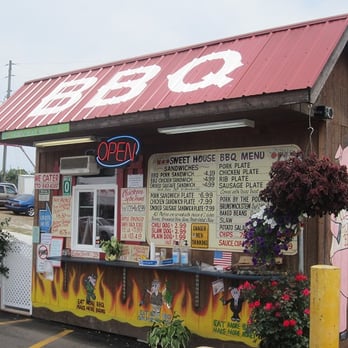 Sweet House BBQ - bbq on the side of the road - Barbeque Near Me - Cornelia, Georgia Sweet House BBQ - bbq on the side of the road - Barbeque Near Me - Cornelia, Georgia
