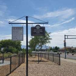 Bud Warren and Lady Dog Park - The official park signage.