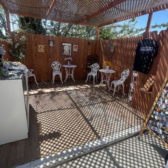 Cafe Niña - The seating area - Food Stands Near Me - Los Angeles, California
