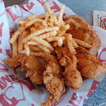Raising Cane's Chicken Fingers - Box Combo, $9.99 - Fast Food Near Me - St. Louis, Missouri Raising Cane's Chicken Fingers - Box Combo, $9.99 - Fast Food Near Me - St. Louis, Missouri