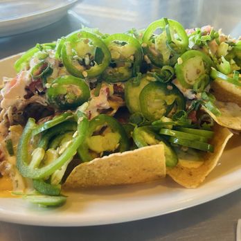 Restaurant 604 - Drunken Kalua Nachos ($24) aur'yte - Breakfast & Brunch Near Me - Honolulu, Hawaii