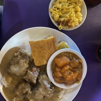 Y'all's Down-Home Southern Cafe - Smothered Oxtails, yams, Mac & cheese and cornbread - Soul Food Near Me - Round Rock, Texas Y'all's Down-Home Southern Cafe - Smothered Oxtails, yams, Mac & cheese and cornbread - Soul Food Near Me - Round Rock, Texas