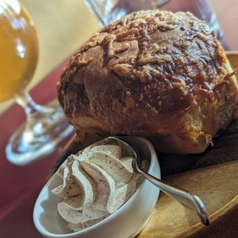 Aloette - Cheese bread - French Near Me - Toronto, Ontario