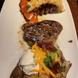 6oz. Flo's Filet with 4oz. Lobster Tail