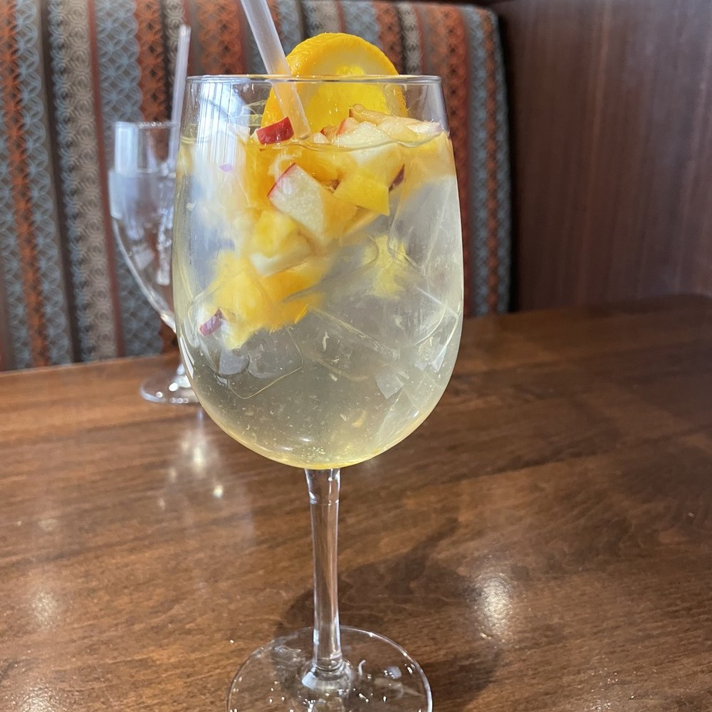 Pizza Classica - White wine sangria - Pizza Near Me - Glendale, New York Pizza Classica - White wine sangria - Pizza Near Me - Glendale, New York