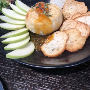 BottleTaps - Baked Brie was AMAZING - Gastropubs Near Me - Pleasanton, California