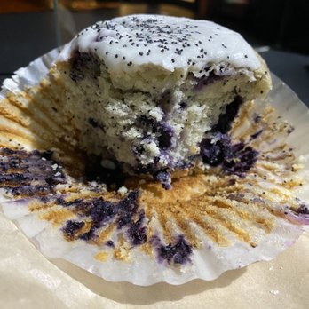 Craft Cafe - Lemon blueberry poppyseed muffin - Cafes Near Me - San Diego, California Craft Cafe - Lemon blueberry poppyseed muffin - Cafes Near Me - San Diego, California