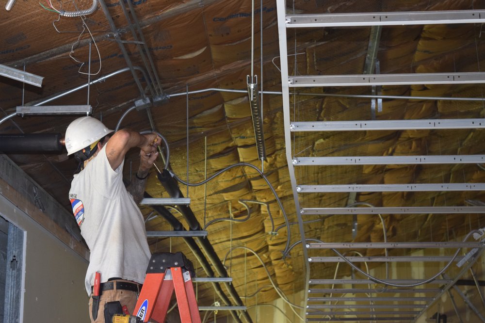 Slide of Des Tobin Custom Sheet Metal