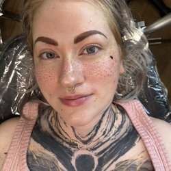 Nikoma & Co - Microblading plus Shading, freckle tattoos, heart tattoo under the eye