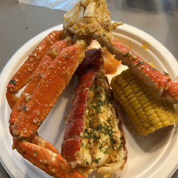 EZ Crab Shack - S11. Lobster Tail with snow crab - Seafood Near Me - Orlando, Florida EZ Crab Shack - S11. Lobster Tail with snow crab - Seafood Near Me - Orlando, Florida