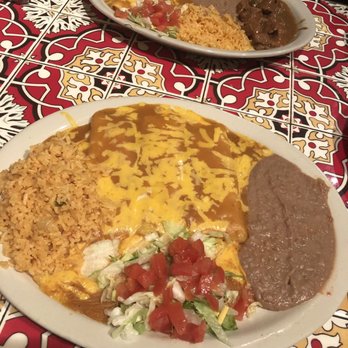 Los Vaqueros Cafe & Grill - Cheese enchilada plate - Mexican Near Me - Kyle, Texas Los Vaqueros Cafe & Grill - Cheese enchilada plate - Mexican Near Me - Kyle, Texas