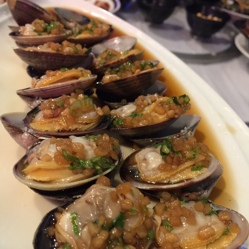King Restaurant & Bar - Drunken Clams - Bars Near Me - Honolulu, Hawaii King Restaurant & Bar - Drunken Clams - Bars Near Me - Honolulu, Hawaii