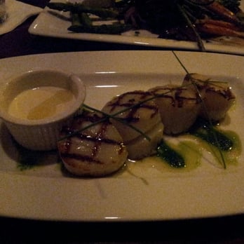 Oceano Bistro - 4 of the best scallops ever!!! - Seafood Near Me - Clayton, Missouri Oceano Bistro - 4 of the best scallops ever!!! - Seafood Near Me - Clayton, Missouri