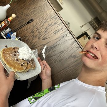 Eggsclusive Cafe - Drew before, - Breakfast & Brunch Near Me - Rockford, Illinois Eggsclusive Cafe - Drew before, - Breakfast & Brunch Near Me - Rockford, Illinois