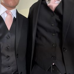 Jj’s Tuxedo Rental - items didn't match