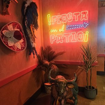 Fat Rosie's - Mexican Near Me - Oak Brook, Illinois
