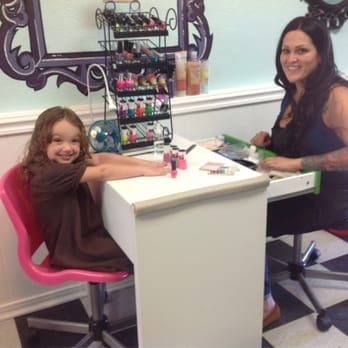 Bubble Cuts - My daughter Makayls getting her Manicure! - Kids Hair Salons Near Me - Los Angeles, California Bubble Cuts - My daughter Makayls getting her Manicure! - Kids Hair Salons Near Me - Los Angeles, California