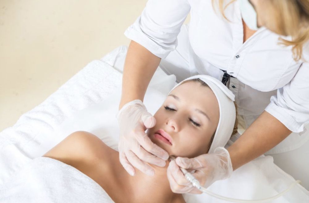Bellissima Skin Care & Waxing Logo