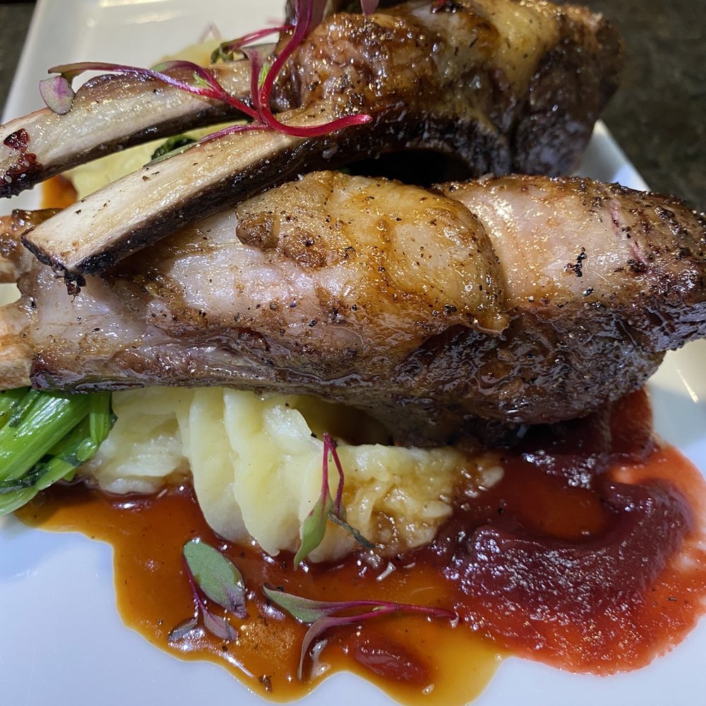 Preston's - Lamb - Cocktail Bars Near Me - Killington, Vermont