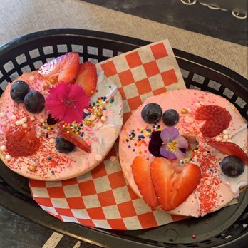 Conversations - Kaleidoscope bagel. - Cafes Near Me - Honolulu, Hawaii