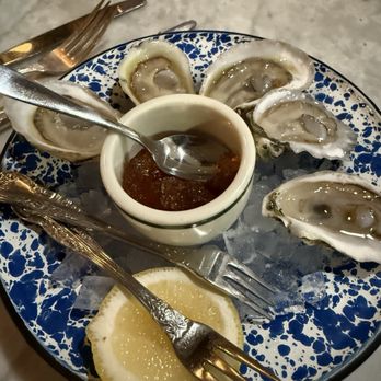 Chubby Fish - Starting 5 oysters - Seafood Near Me - Charleston, South Carolina