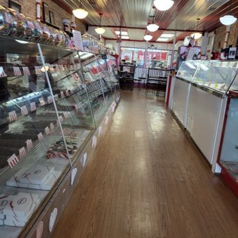 Martinsville Candy Kitchen - Candy Stores Near Me - Martinsville, Indiana Martinsville Candy Kitchen - Candy Stores Near Me - Martinsville, Indiana