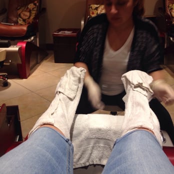 Omega Nails & Spa - 1st time come this salon ,i like this nail tech do for me ,but I forget her name  ,she take her time and did a excellent job ！ - Nail Salons Near Me - Cooper City, Florida