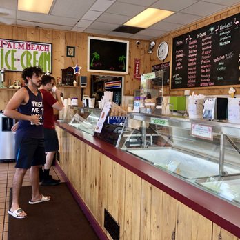 Palm Beach Ice Cream - Store counter - Ice Cream & Frozen Yogurt Near Me - Jupiter, Florida