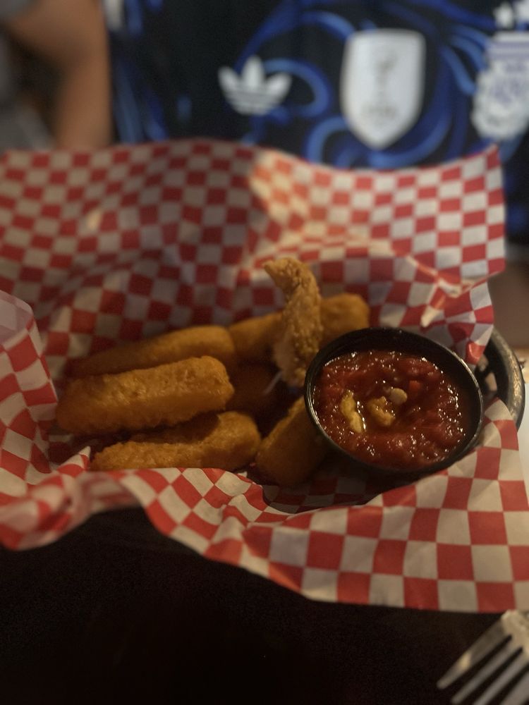 Social spots from The Esso Club