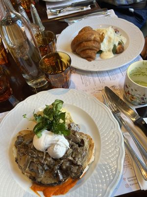 Janine Café-Brunch by null