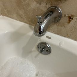 Won't hold water for bath Won't hold water for bath