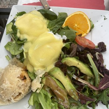 Cafe Laurent - Eggs Benedict - French Near Me - Mar Vista, California
