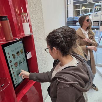 Gong Cha - Kiosk ordering - Bubble Tea Near Me - New York, New York Gong Cha - Kiosk ordering - Bubble Tea Near Me - New York, New York