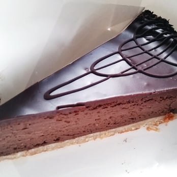 Biokonditorei Eichel - Rum chocolate pie to die for! (Rum-Geschmack sehr subtil, wie ich es mag) - Patisserie/Cake Shop Near Me - Hamburg, HH