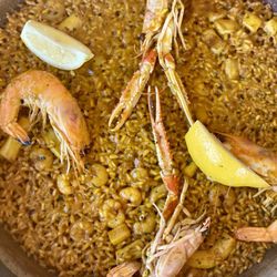 El Trompo - Seafood Paella