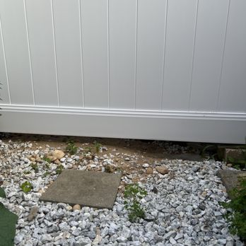 Victorian Fence - big gaps under the fence that he said would be fixed but never did. - Fences & Gates Near Me - Centereach, New York Victorian Fence - big gaps under the fence that he said would be fixed but never did. - Fences & Gates Near Me - Centereach, New York
