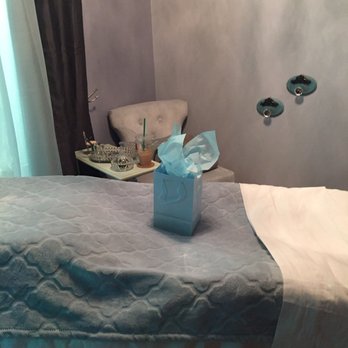 Azur Aesthetics - Relaxing and beautiful space! Most amazing facial that I've ever had! Super affordable and Jyhan has the best personality!! - Makeup Artists Near Me - Upland, California