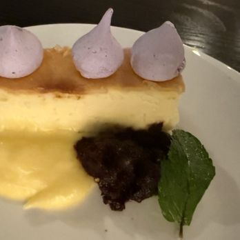 Gordon Ramsay Hell's Kitchen - Lemon blueberry cheesecake - Steakhouses Near Me - Stateline, Nevada Gordon Ramsay Hell's Kitchen - Lemon blueberry cheesecake - Steakhouses Near Me - Stateline, Nevada