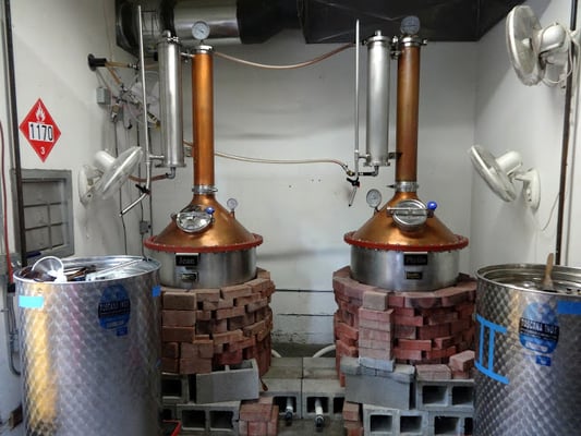 Big Gin Distillery by null
