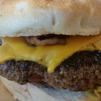 T-burger Station - Visto da vicino - Burgers Near Me - Rome, RM T-burger Station - Visto da vicino - Burgers Near Me - Rome, RM