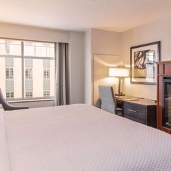 CopperLeaf Boutique Hotel & Spa, BW Premier Collection - Studio Copper King-Fireplace