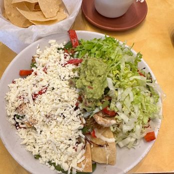 Amealco Mexican Kitchen - Chicken Nachos & Cheese Dip - Mexican Near Me - Doraville, Georgia Amealco Mexican Kitchen - Chicken Nachos & Cheese Dip - Mexican Near Me - Doraville, Georgia