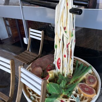 Quan Ngon Bistro - Vietnamese Near Me - Pinellas Park, Florida