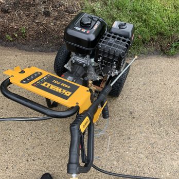Mile High Services - 4400 PSI Pressure washer to leave your siding, driveway, roof and windows looking brand new. - Pressure Washers Near Me