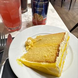 Weeton's - Gooey Lemon cake