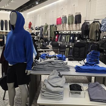lululemon - inside - Sports Wear Near Me - Paramus, New Jersey lululemon - inside - Sports Wear Near Me - Paramus, New Jersey