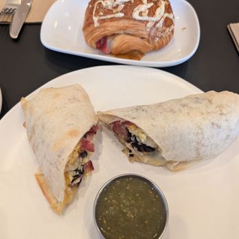 Javista Weho - Breakfast burrito + ham and cheese croissant - Coffee & Tea Near Me - West Hollywood, California